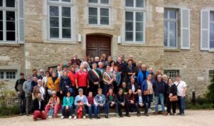 Gruppo-visitaCastelloIMG-20230501-WA0102-300×177