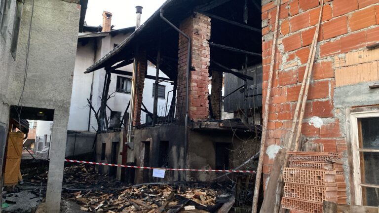 cf6ce4f1-294a-48a3-a208-54c5cee4a659