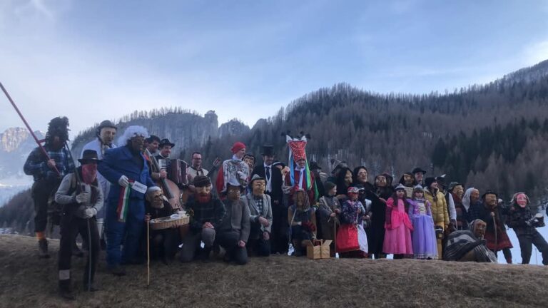 2242a4ab-f028-4f82-ac7e-bcc476b4e7ce