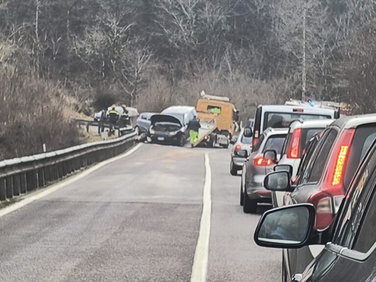 9b99df15-1484-4c84-9a78-c04f63bf8aac