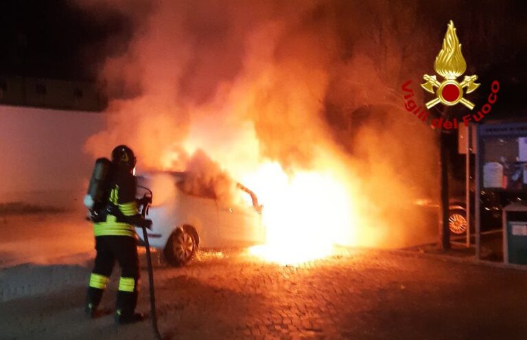 f5dee99b-157b-4aa4-81a4-47d2e77d1b79