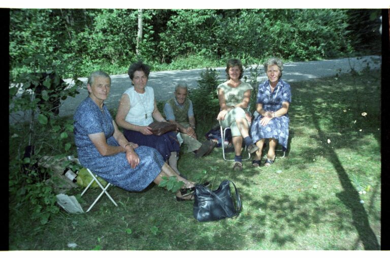 331ca1ac-e3ab-4c3d-b583-3fe13c678358