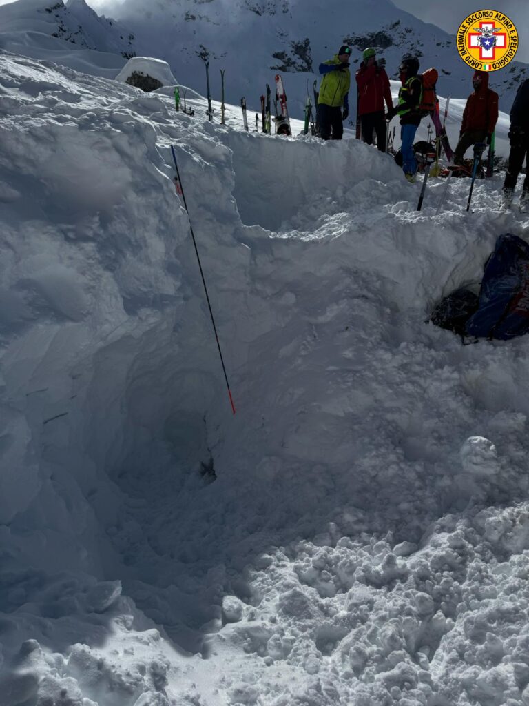 Watermark_20250316_173720_370