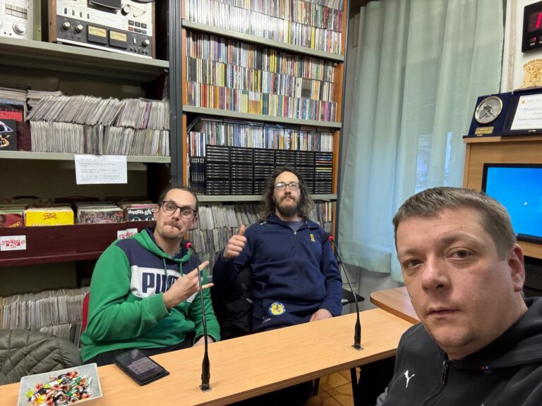 bd982d1e-f35a-4a6d-b9b9-9f7efc794d91