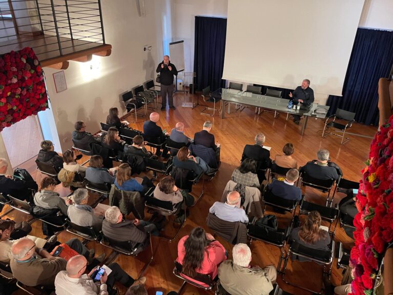 df358a73-1d18-41f5-b92b-18ee04285ce1