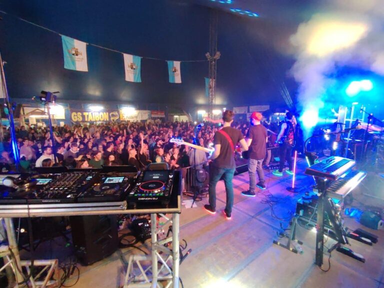 328f30a4-3e17-4195-916f-8e72433b9a43