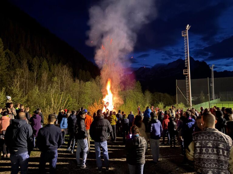 92403368-146b-4eb2-8a38-1ea77aa81567