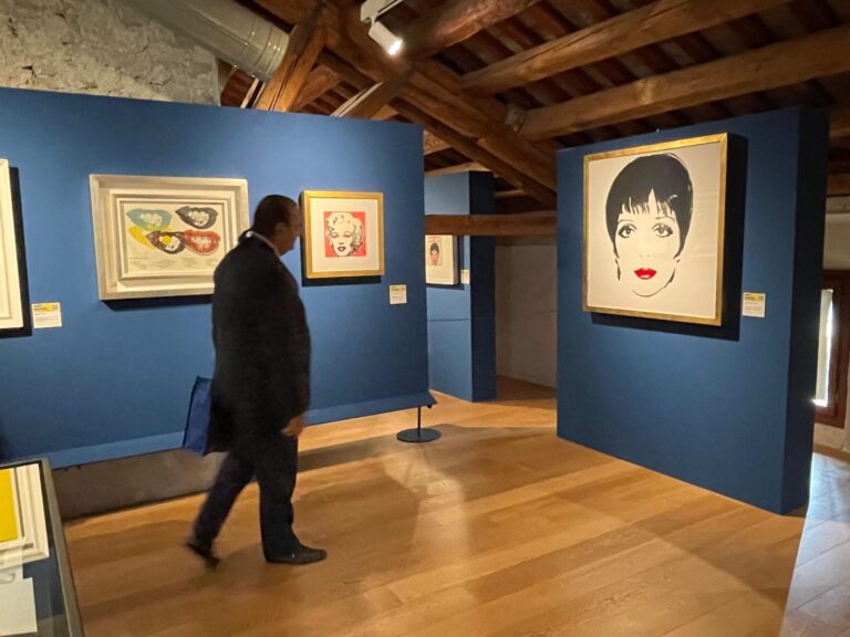 fbcc78a0-081f-482e-99bd-d18705804f40