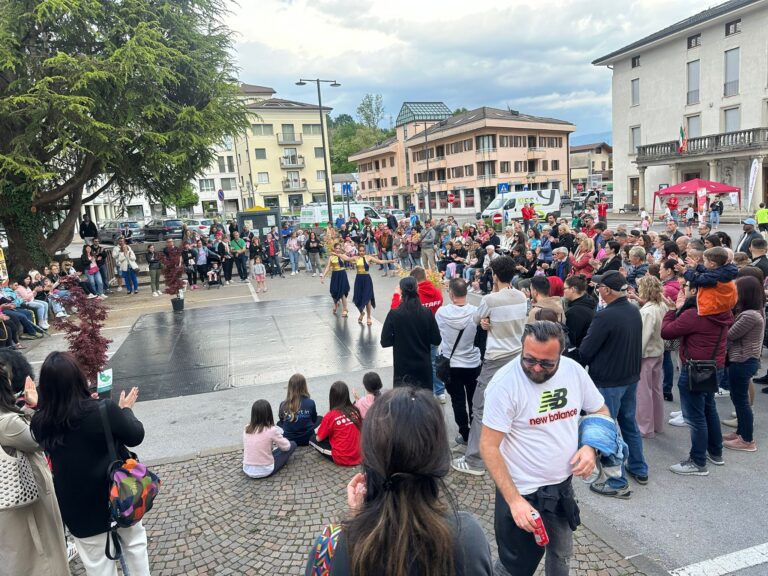 07d41832-a33c-4dc2-be5b-86ef331d0380