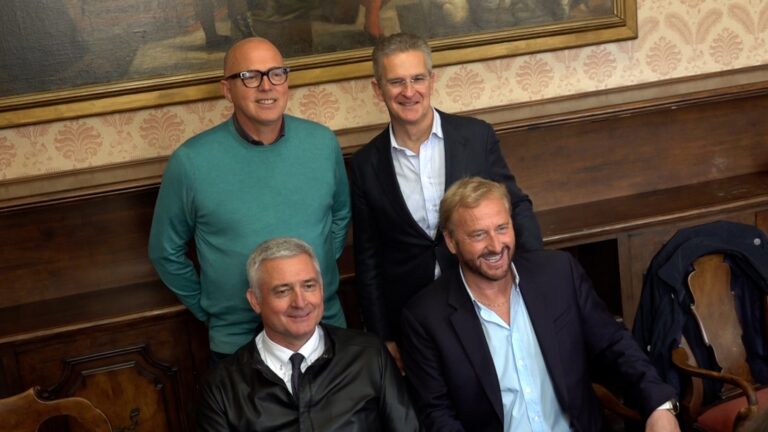 5b1b6e43-780b-4380-a8d0-a064450bd9e6