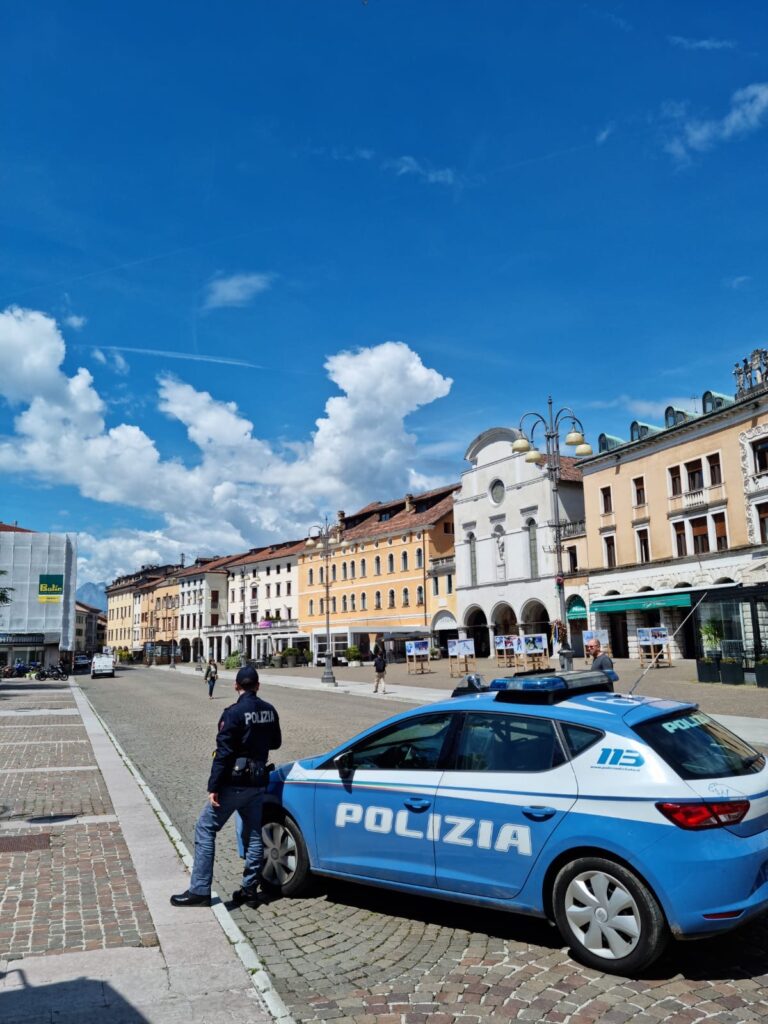 FOTO COMUNICATO STAMPA AMMINISTRTIVA VOLANTE