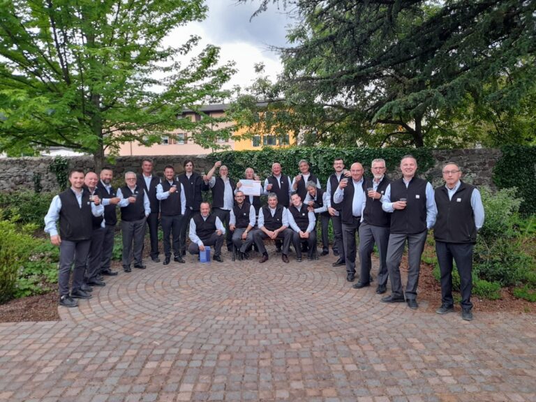 e0e5207b-2d95-44a2-89ba-4a4b273cc01b