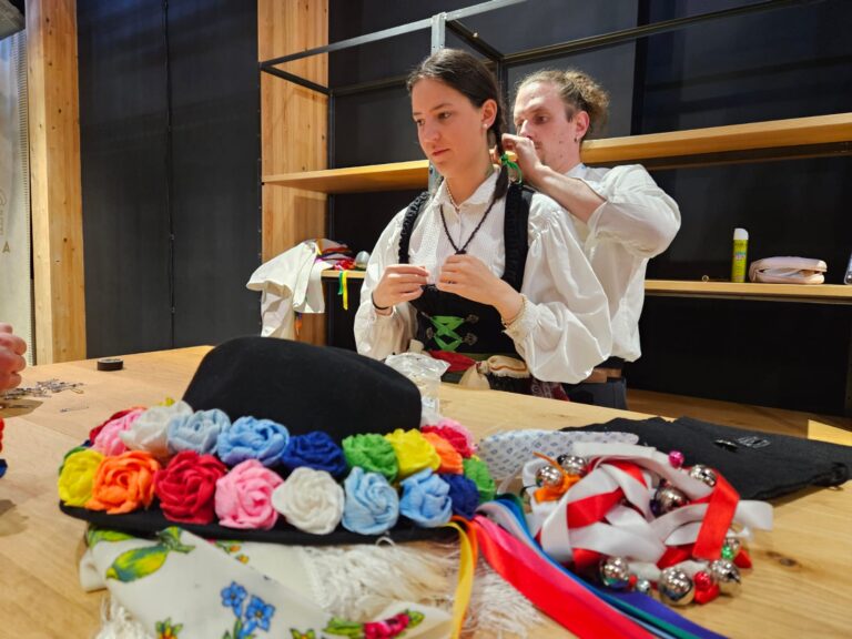 fe9f2173-78aa-4f7a-9ca0-368fa5d0afd9