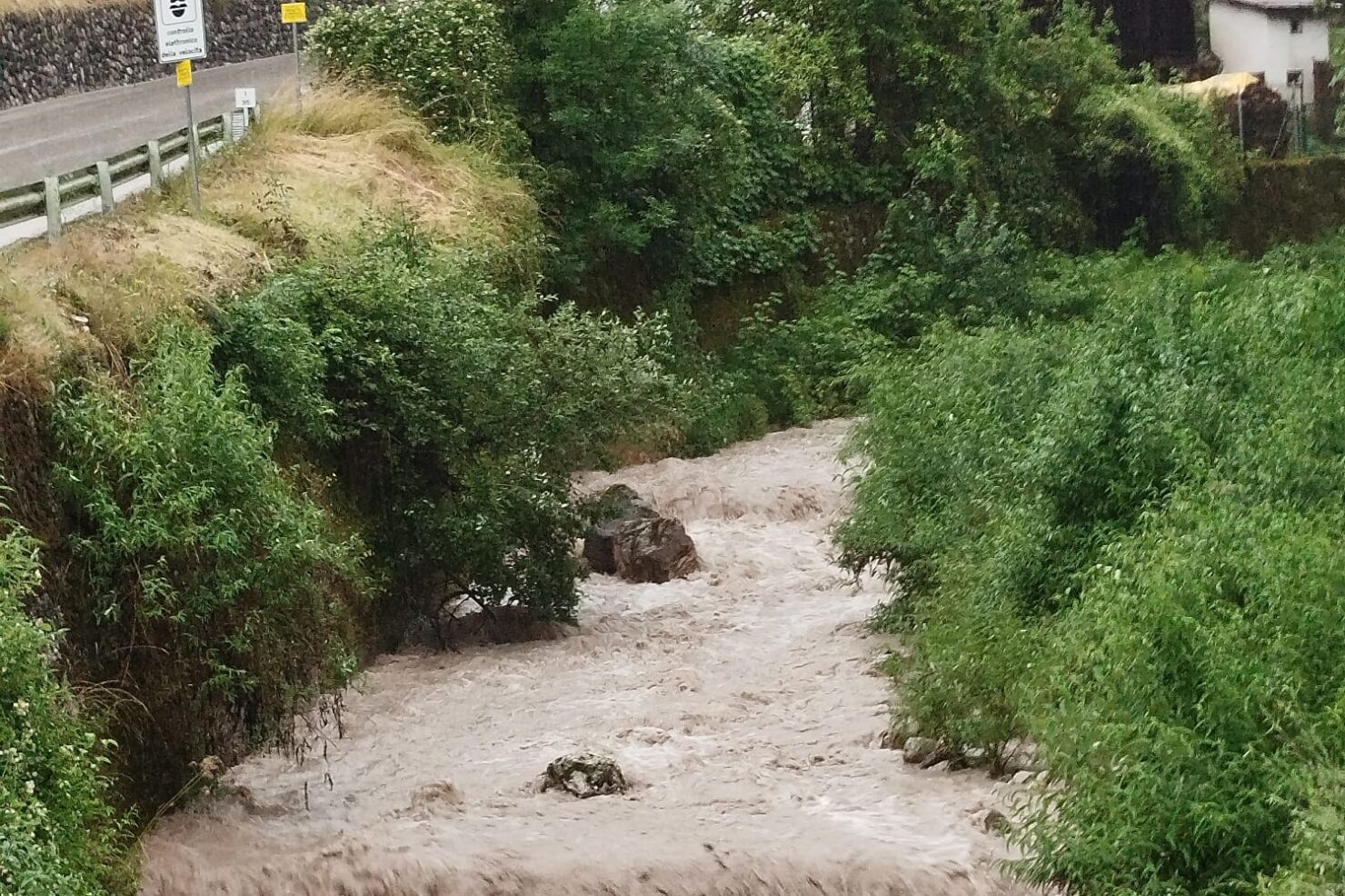 9f9efdb8-d5e6-43e8-942f-032ff6088b36