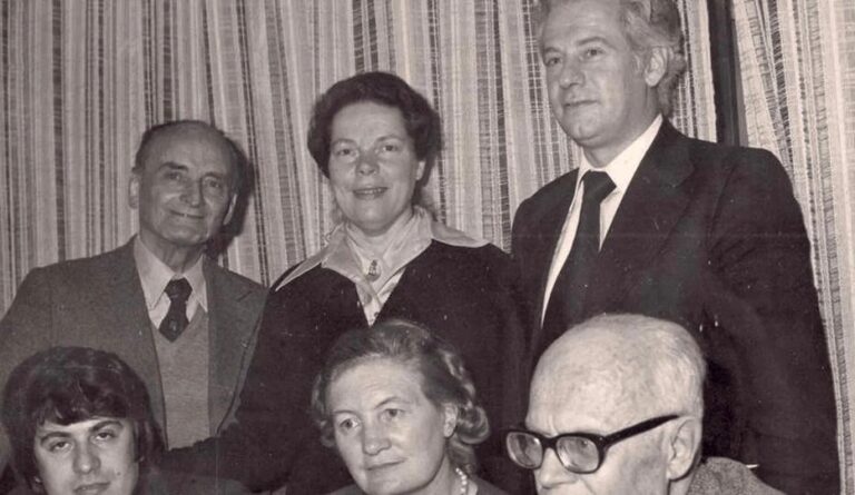 e1c8260a-b2f0-424d-b51c-865bb00f7e14