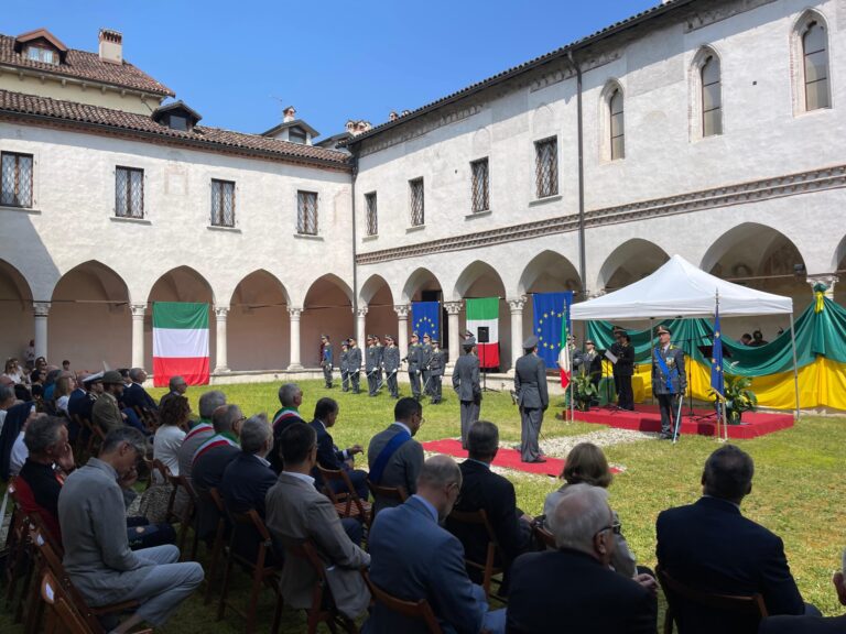 f3249f15-6491-4113-8fe0-40f03e48537a