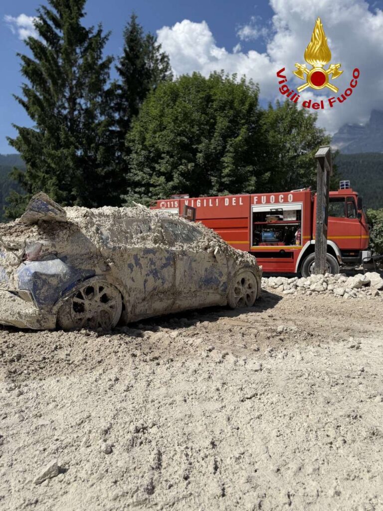 f674976d-5651-40ba-90a1-b9269c7742dc