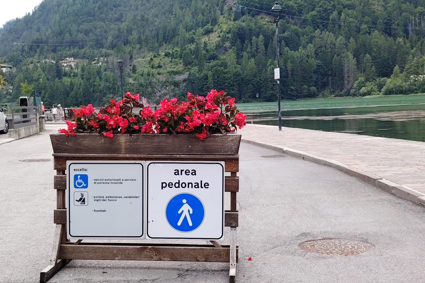 779171c0-3ef7-430f-bd52-e95bdef361d1