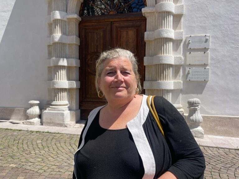 90fa950c-930d-4fca-abb5-0917dfab3ab3