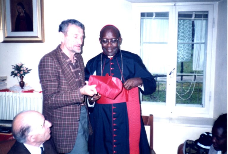 Edoardo Luciani con il card. Nsubuga – 1980