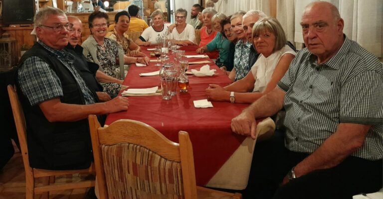 38746fe7-f21a-4c59-a5ec-d8df3b73d0e8