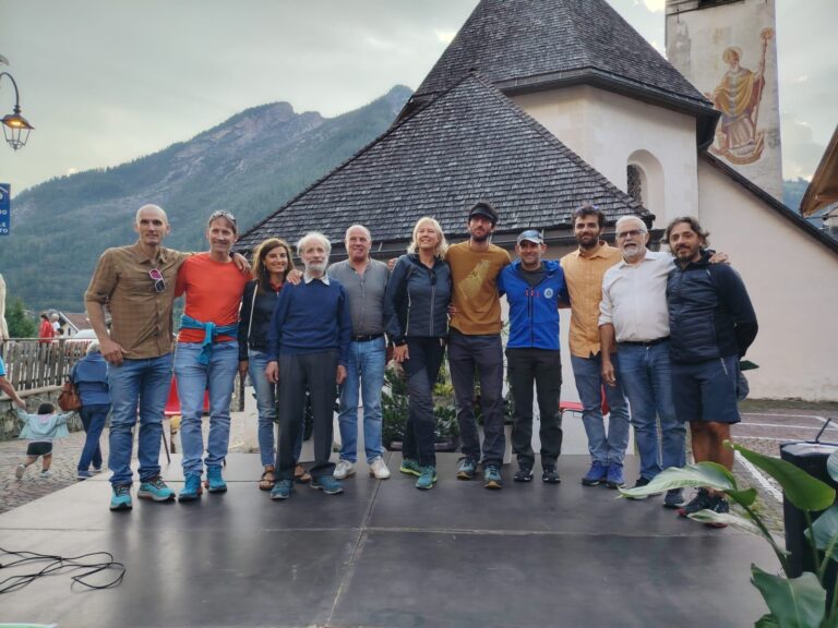 ff59813f-a041-4b45-b8c9-2572260290ba