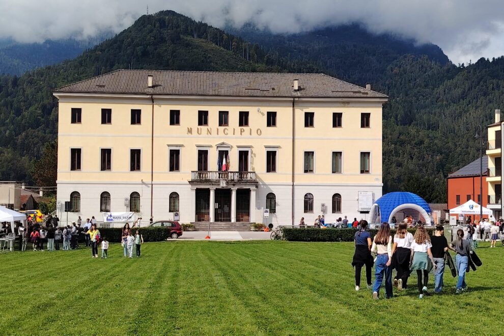 0cb10ed8-a6e5-4909-92ca-ec8eddf44121