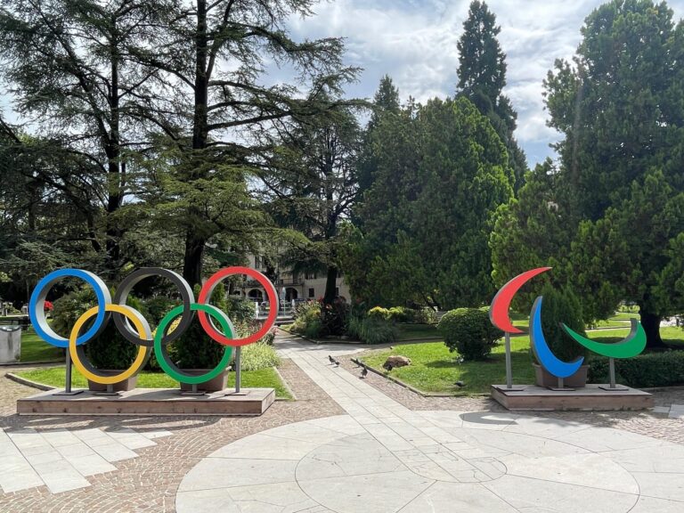 3ffaf05e-aefe-40d2-82fa-c9421f9d83e3