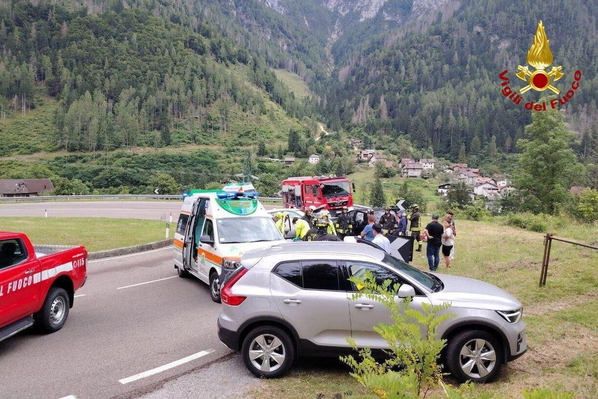 8c002fec-1022-483a-a9f2-9c185d8a67f0