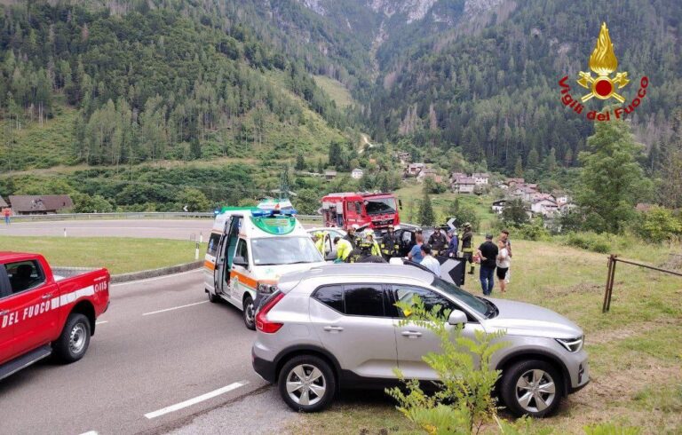 8c002fec-1022-483a-a9f2-9c185d8a67f0