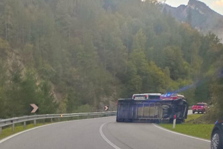 9f343fb0-25b2-48aa-b19f-ccb705e5e756