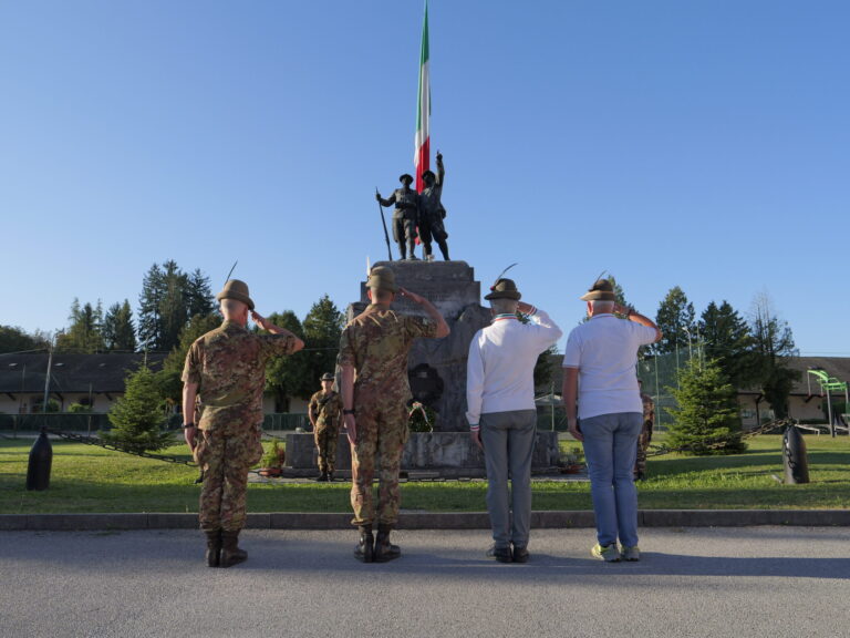 RESA ONORI AI CADUTI DELLE AUTORITA’ PRESENTI