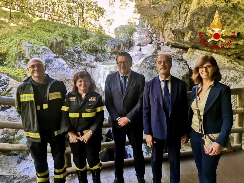 ESERCITAZIONE INTERFORZE PROMOSSA DAI VIGILI DEL FUOCO PER TESTARE IL SISTEMA DI COMUNICAZIONE SATELLITARE DA IMPIEGARE SU SCENARI DI EMERGENZA