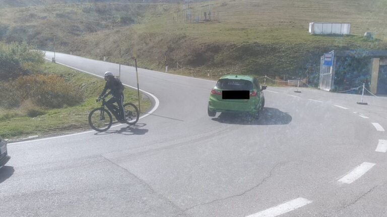 5fd1c2b3-967b-437d-9217-92c7fb7829e3