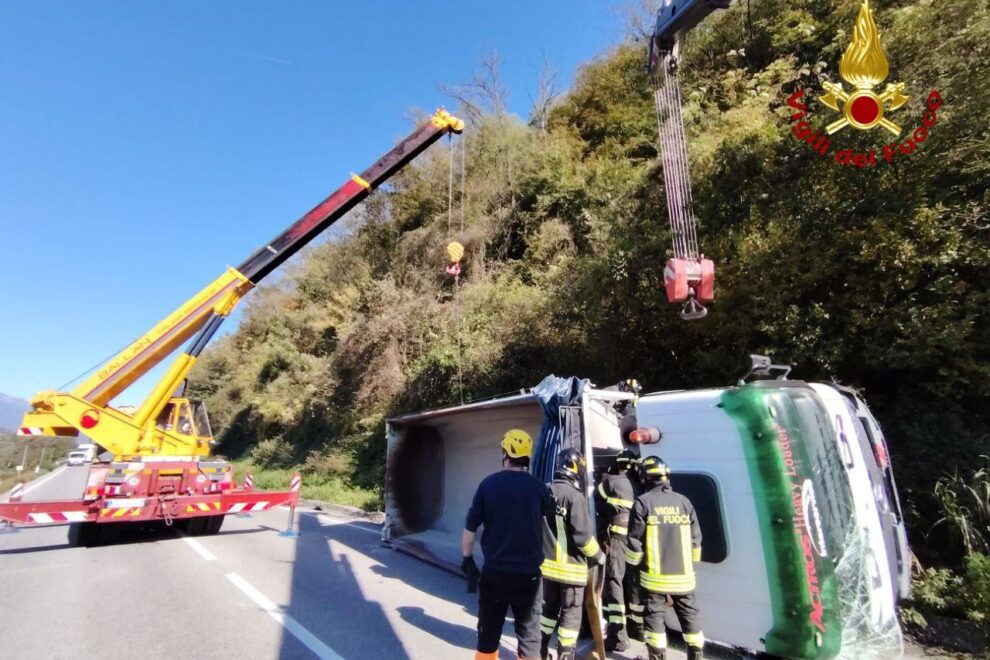 8beb341c-a6a7-4f94-bb12-3f18628f40b5