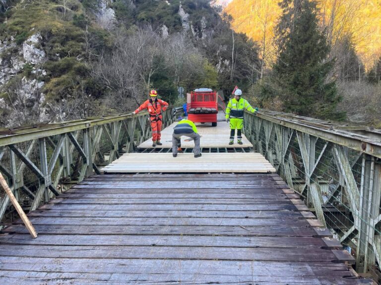 fdf7a61b-6a74-4342-bef7-733703a3b5d9