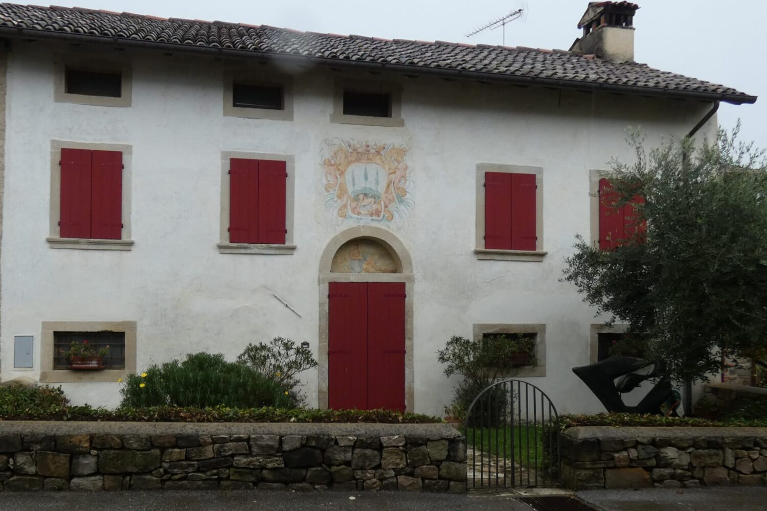 34cf8c80-f0c1-4afc-9dec-7d983aa1b9bd