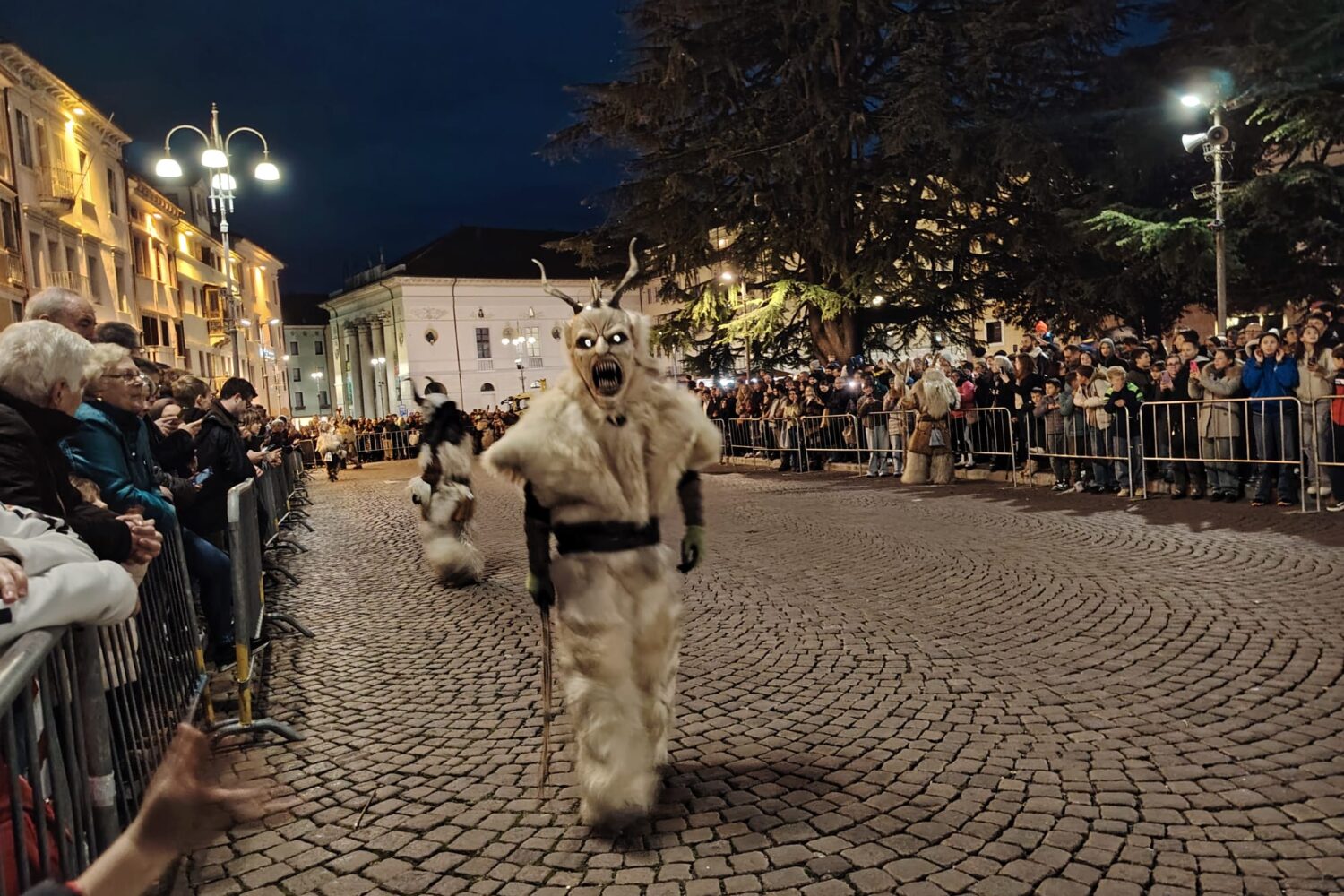 415b318d-3912-4162-8dae-0b60b495809e