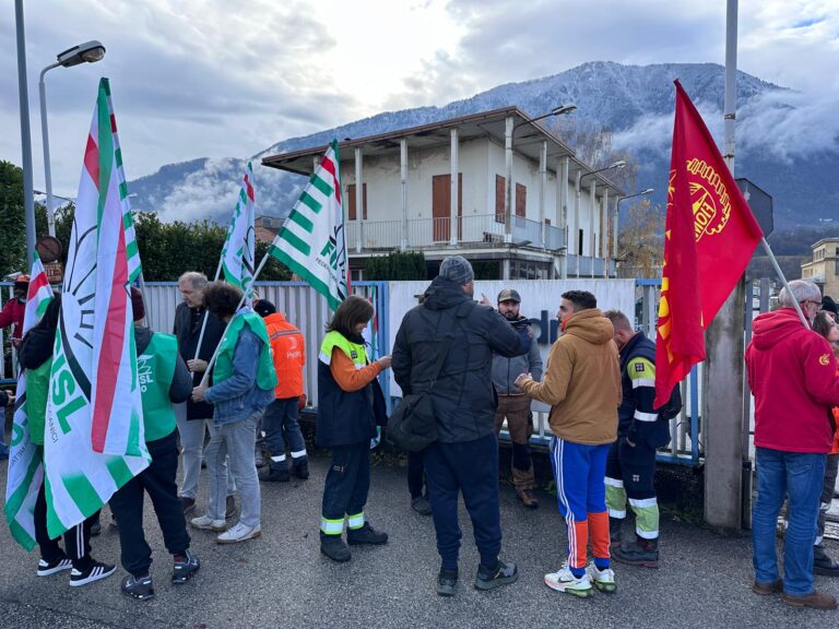 5b963d2b-58e1-46cf-8725-b372d5fdfebe