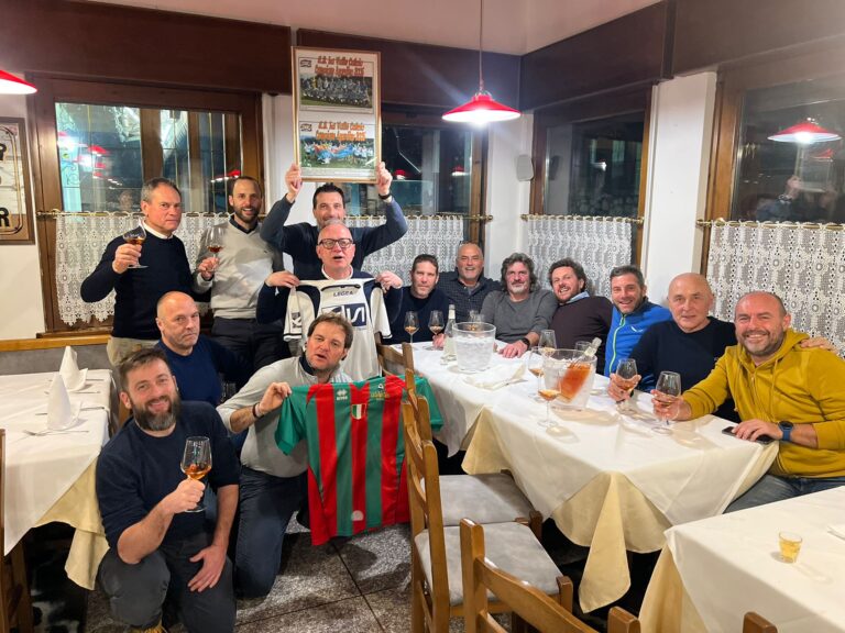 7d210b22-6a7d-4895-bc12-6f064e61fb16-1