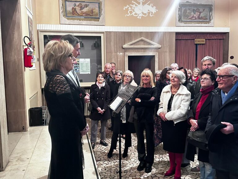 9f81c301-eb0a-47fc-b5a1-c870cab81f4b