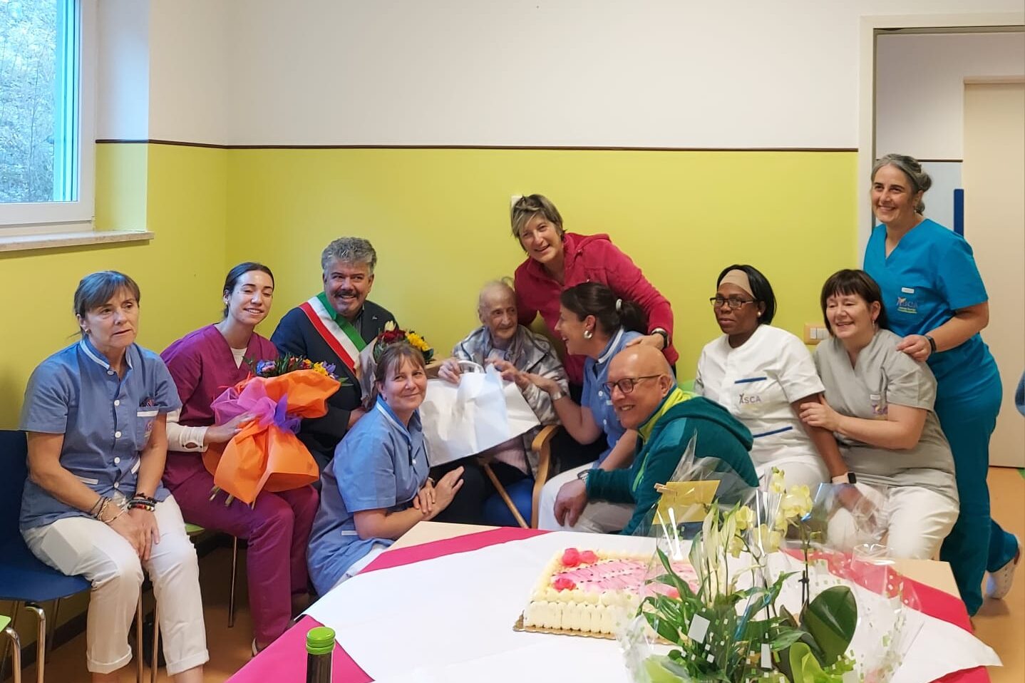 b74d7933-edf7-49ab-93d7-f79f9e929d8f