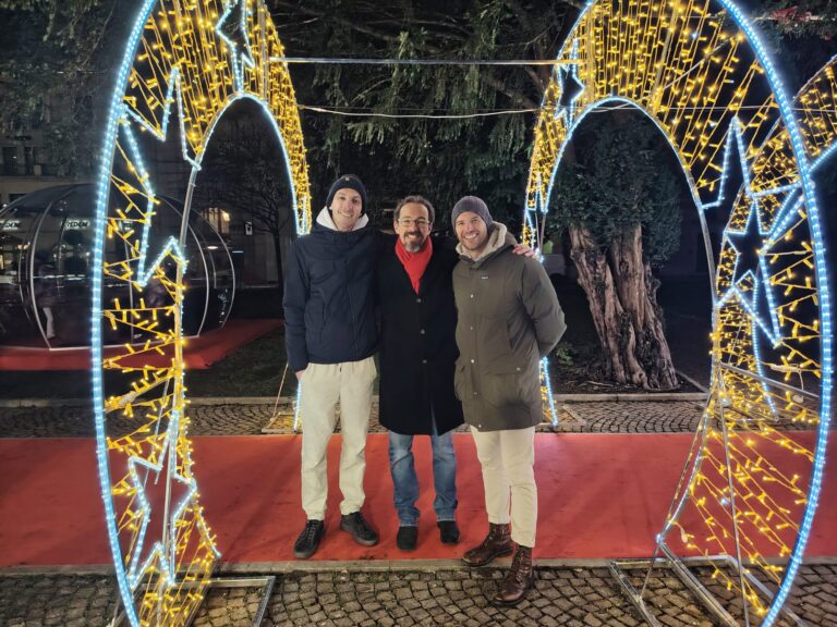 c9828490-dc97-4a79-8c18-6aca545b2b02