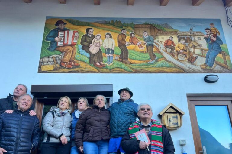 e55250e3-5a6b-46ac-897a-93c4b2bc4eb8