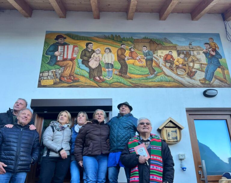 e55250e3-5a6b-46ac-897a-93c4b2bc4eb8