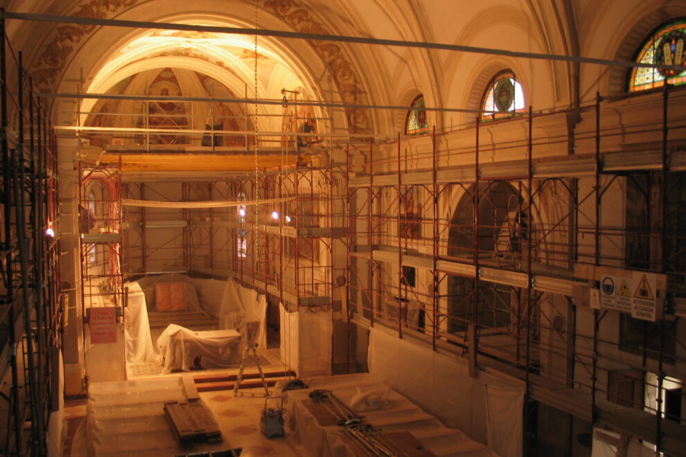 2d12ccf5-deb7-48e0-9d06-d7acc814aca4