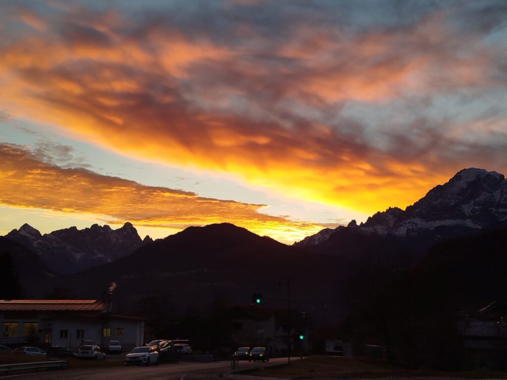 IL TRAMONTO DA LA VALLE