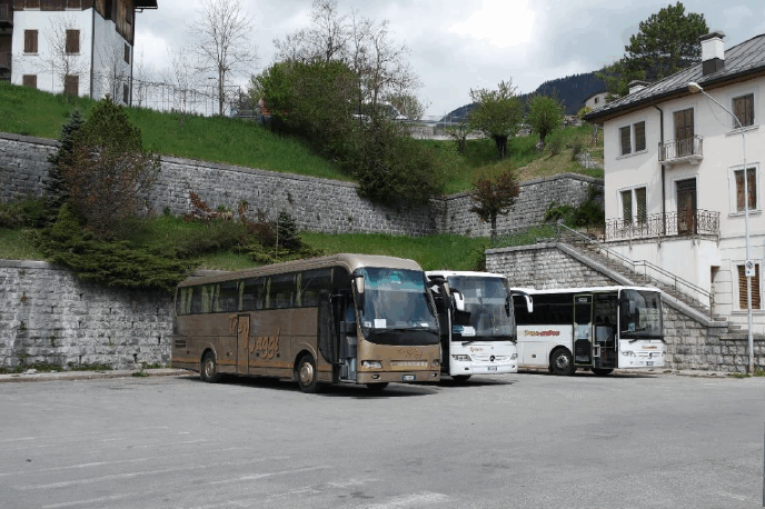 Vista del terminal bus di Calalzo