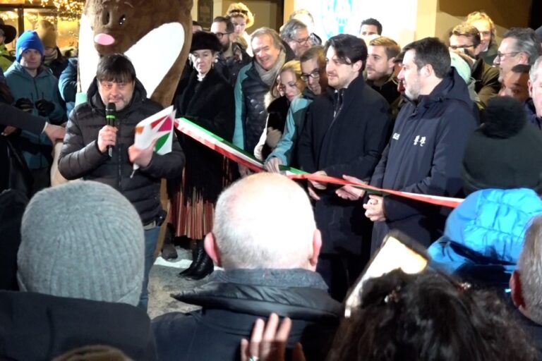 c4338e27-2033-4aaa-988e-fc600cc8dbab