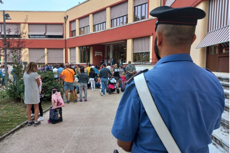 CARABINIERI SCUOLA3